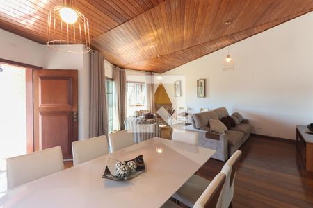 Sala de casa à venda com 4 quartos, 325m² em Jardim Guapira, São Paulo