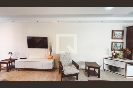 Sala de casa para alugar com 4 quartos, 240m² em Santa Teresinha, São Paulo