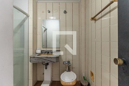 Banheiro de kitnet/studio para alugar com 1 quarto, 27m² em Campos Elíseos, São Paulo