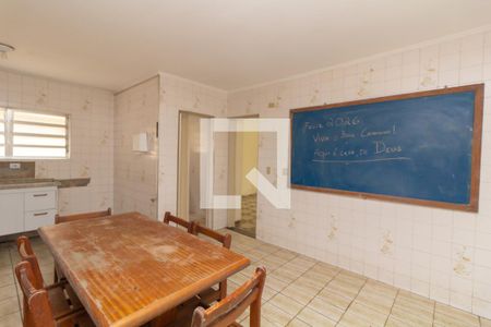 Cozinha 1 de casa à venda com 4 quartos, 230m² em Jardim Itapemirim, São Paulo