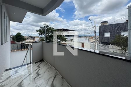 Casa à venda com 3 quartos, 134m² em Nacional, Contagem