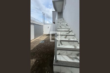 Casa à venda com 3 quartos, 134m² em Nacional, Contagem