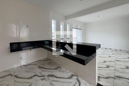 Casa à venda com 3 quartos, 134m² em Nacional, Contagem