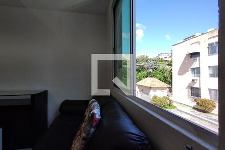 Sala de apartamento para alugar com 2 quartos, 58m² em Pechincha, Rio de Janeiro