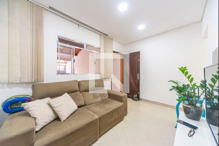 Sala de casa para alugar com 2 quartos, 250m² em Jardim Santo André, Santo André