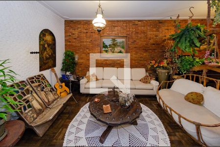 Sala de casa à venda com 4 quartos, 260m² em Sion, Belo Horizonte