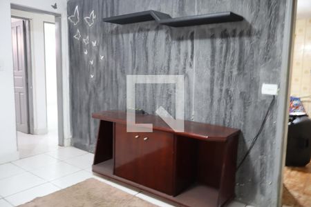 Sala de casa para alugar com 2 quartos, 200m² em Jardim Egle, São Paulo