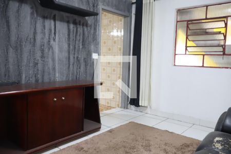 Sala de casa para alugar com 2 quartos, 200m² em Jardim Egle, São Paulo