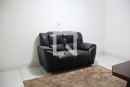 Sala de casa para alugar com 2 quartos, 200m² em Jardim Egle, São Paulo