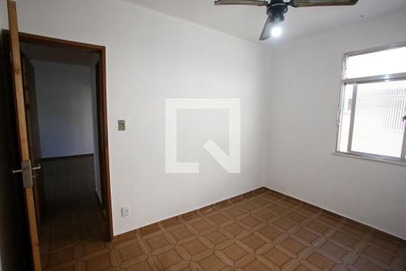 Quarto 1 de apartamento para alugar com 2 quartos, 53m² em Jacarepaguá, Rio de Janeiro