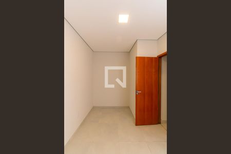 Quarto 2 de apartamento para alugar com 2 quartos, 40m² em Vila Mafra, São Paulo