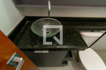 Banheiro de kitnet/studio para alugar com 1 quarto, 29m² em Vila Mafra, São Paulo