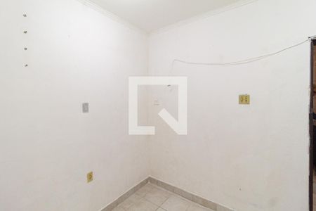 Quarto 1 de casa para alugar com 3 quartos, 130m² em Vila Janete, Carapicuíba