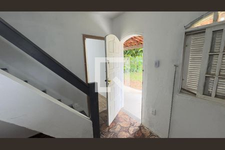 Sala de casa para alugar com 2 quartos, 529m² em Ponta Negra, Maricá