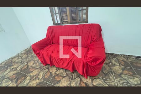 Sala de casa para alugar com 2 quartos, 529m² em Ponta Negra, Maricá