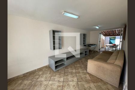 Sala de TV de casa à venda com 6 quartos, 400m² em Butantã, São Paulo