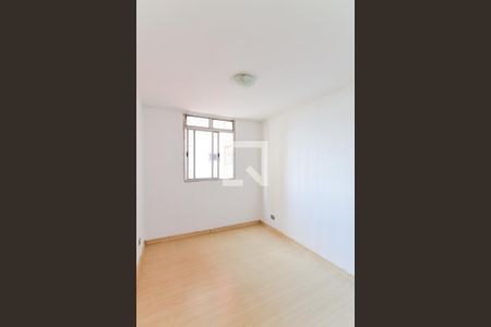 Quarto 2 de apartamento para alugar com 2 quartos, 85m² em Vila das Palmeiras, Guarulhos