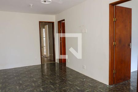 Sala de casa de condomínio para alugar com 3 quartos, 80m² em Encantado, Rio de Janeiro