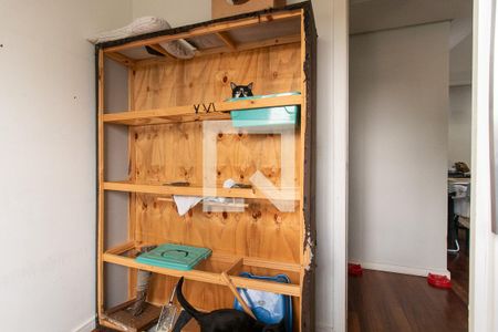 Quarto 1 de apartamento para alugar com 3 quartos, 75m² em Cristo Rei, Curitiba