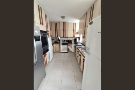 Cozinha de casa para alugar com 4 quartos, 277m² em Lídice, Uberlândia