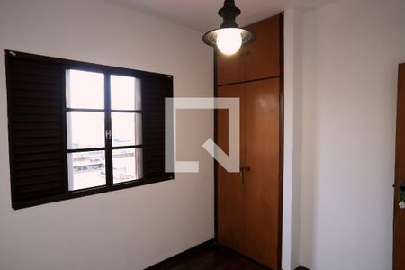 Quarto de apartamento para alugar com 3 quartos, 119m² em Ipiranga, Belo Horizonte