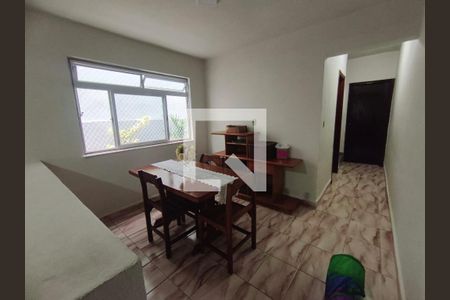 Sala de casa para alugar com 4 quartos, 175m² em Parque Maria Domitila, São Paulo