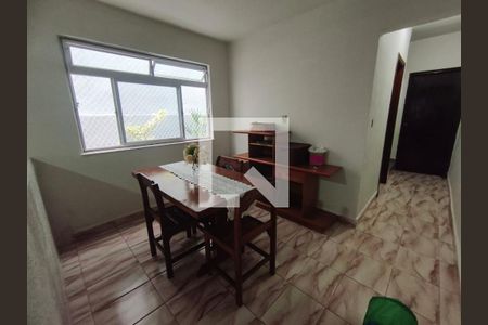 Sala de casa para alugar com 4 quartos, 175m² em Parque Maria Domitila, São Paulo