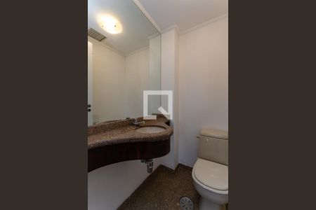 Lavabo de apartamento para alugar com 4 quartos, 200m² em Perdizes, São Paulo