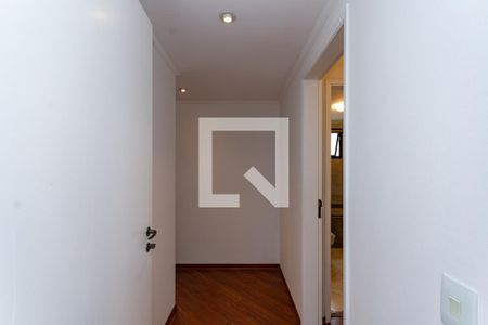 Corredor de apartamento para alugar com 4 quartos, 200m² em Perdizes, São Paulo