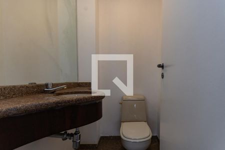 Lavabo de apartamento para alugar com 4 quartos, 200m² em Perdizes, São Paulo