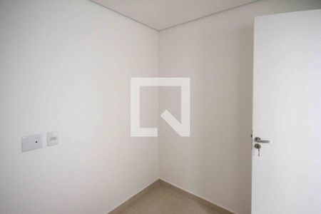 Quarto de apartamento para alugar com 2 quartos, 35m² em Cidade Mãe do Céu, São Paulo