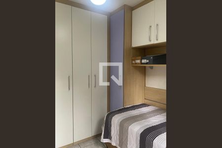 Quarto de apartamento à venda com 2 quartos, 52m² em Serraria, Diadema