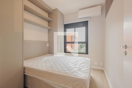 Quarto de apartamento à venda com 1 quarto, 68m² em Pinheiros, São Paulo
