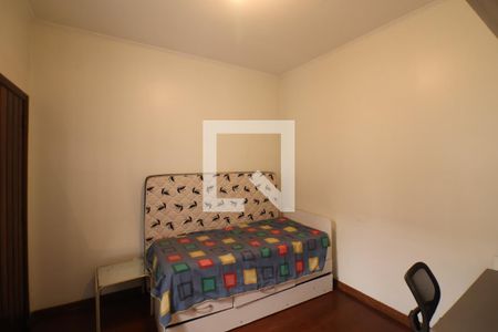 Casa à venda com 6 quartos, 280m² em Vila Pauliceia, São Paulo