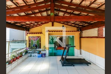 Varanda de casa à venda com 5 quartos, 182m² em Vila Butantã, São Paulo