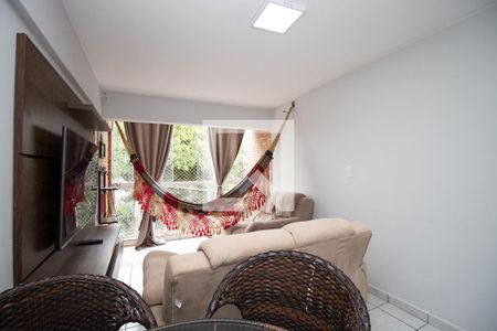 Sala de apartamento para alugar com 2 quartos, 55m² em Crn 712/713, Brasília