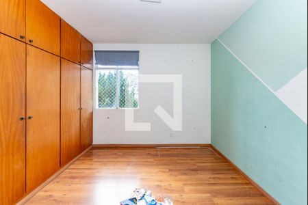 Quarto 2 de apartamento para alugar com 2 quartos, 90m² em Santa Lúcia, Belo Horizonte