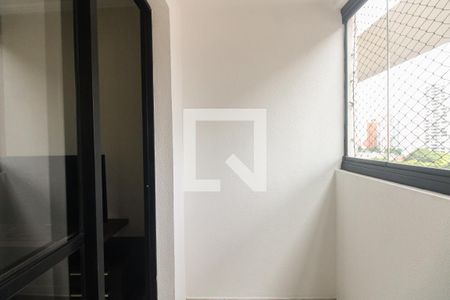 Varanda  de apartamento à venda com 3 quartos, 62m² em Maranhão, São Paulo