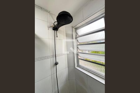 Banheiro social de apartamento para alugar com 2 quartos, 75m² em Indianópolis, São Paulo