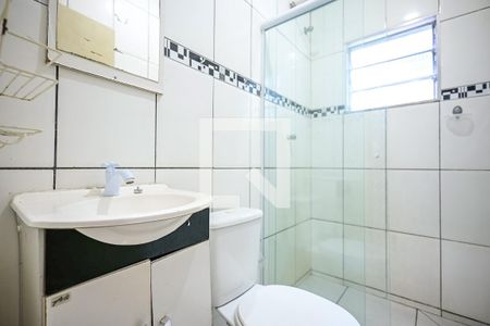 Banheiro de casa para alugar com 1 quarto, 32m² em Parque Regina, São Paulo