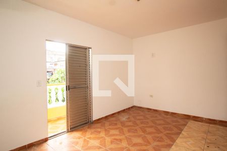 Casa para alugar com 1 quarto, 90m² em Vila Zat, São Paulo