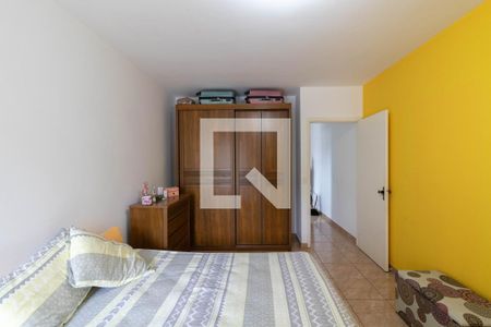 Suíte de casa à venda com 3 quartos, 125m² em Vila Costa Melo, São Paulo