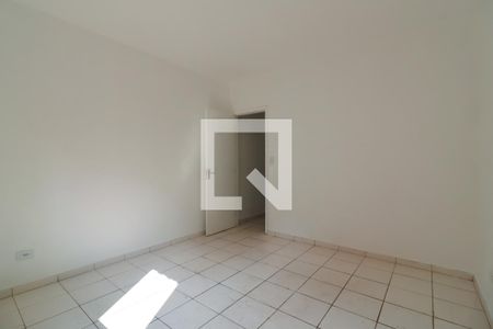 Quarto 1 de casa para alugar com 2 quartos, 90m² em Jardim Fernandes, São Paulo