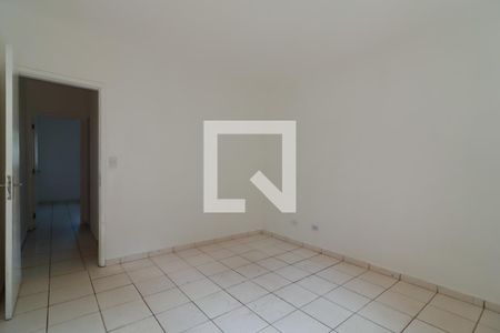 Quarto 1 de casa para alugar com 2 quartos, 90m² em Jardim Fernandes, São Paulo
