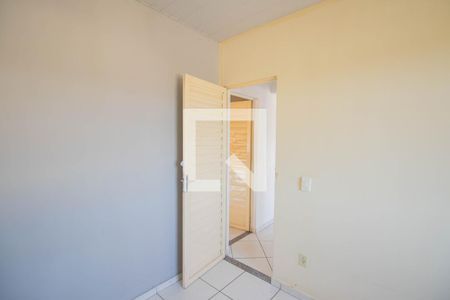 Quarto 1 de apartamento para alugar com 2 quartos, 45m² em Raul Veiga, São Gonçalo