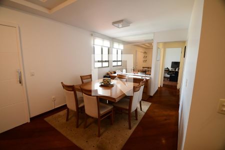 Sala de apartamento à venda com 3 quartos, 117m² em Jardim das Paineiras, Campinas