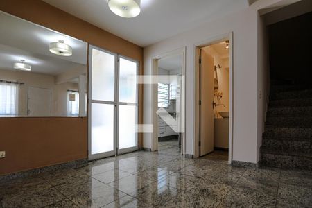 Casa de Condomínio para alugar com 2 quartos, 100m² em Vila Oliveira, Mogi das Cruzes