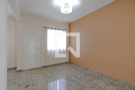 Casa de Condomínio para alugar com 2 quartos, 100m² em Vila Oliveira, Mogi das Cruzes
