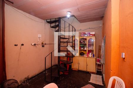 Sala de casa para alugar com 1 quarto, 70m² em Pedra Azul, Contagem