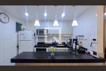 Casa à venda com 3 quartos, 180m² em Alvorada, Belo Horizonte